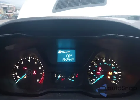 2017 Ford Transit-250 z USA, uszkodzony, nr VIN 1FTYR1YM2HKB04480